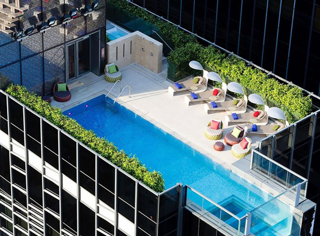 hotel indigo san diego swimming pool