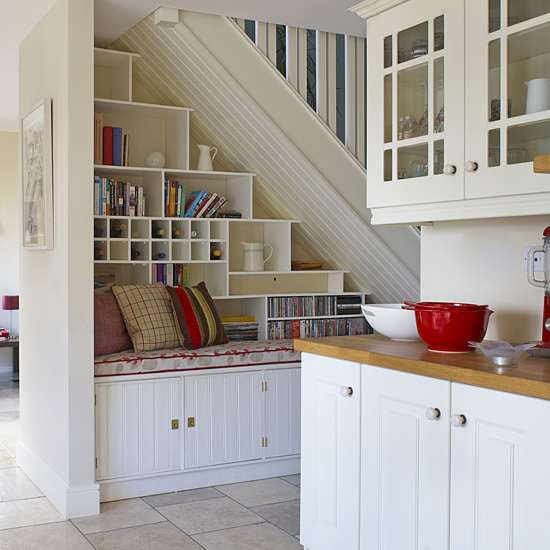 Creative ways to use the space under the stairs